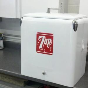 7-Up Cooler_0723014551000000_01.jpg